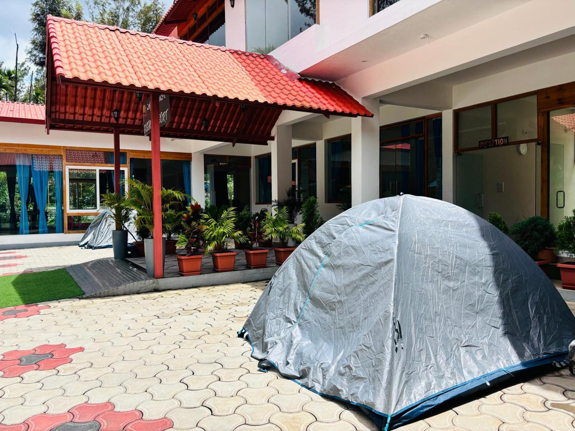 Ecstasy Tent Stay With Swimming Pool & Common Washroom Chikmagalūr エクステリア 写真