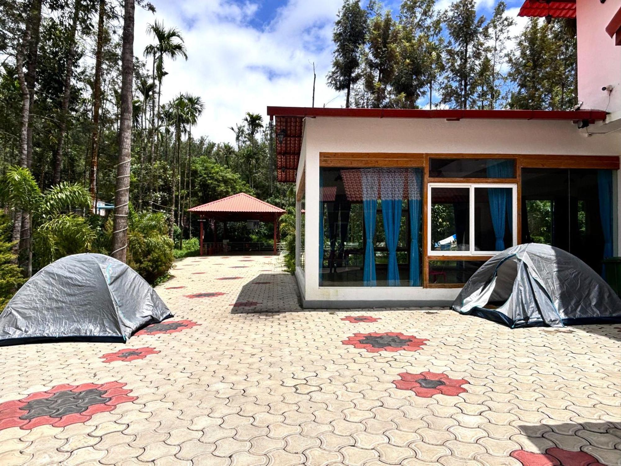 Ecstasy Tent Stay With Swimming Pool & Common Washroom Chikmagalūr エクステリア 写真